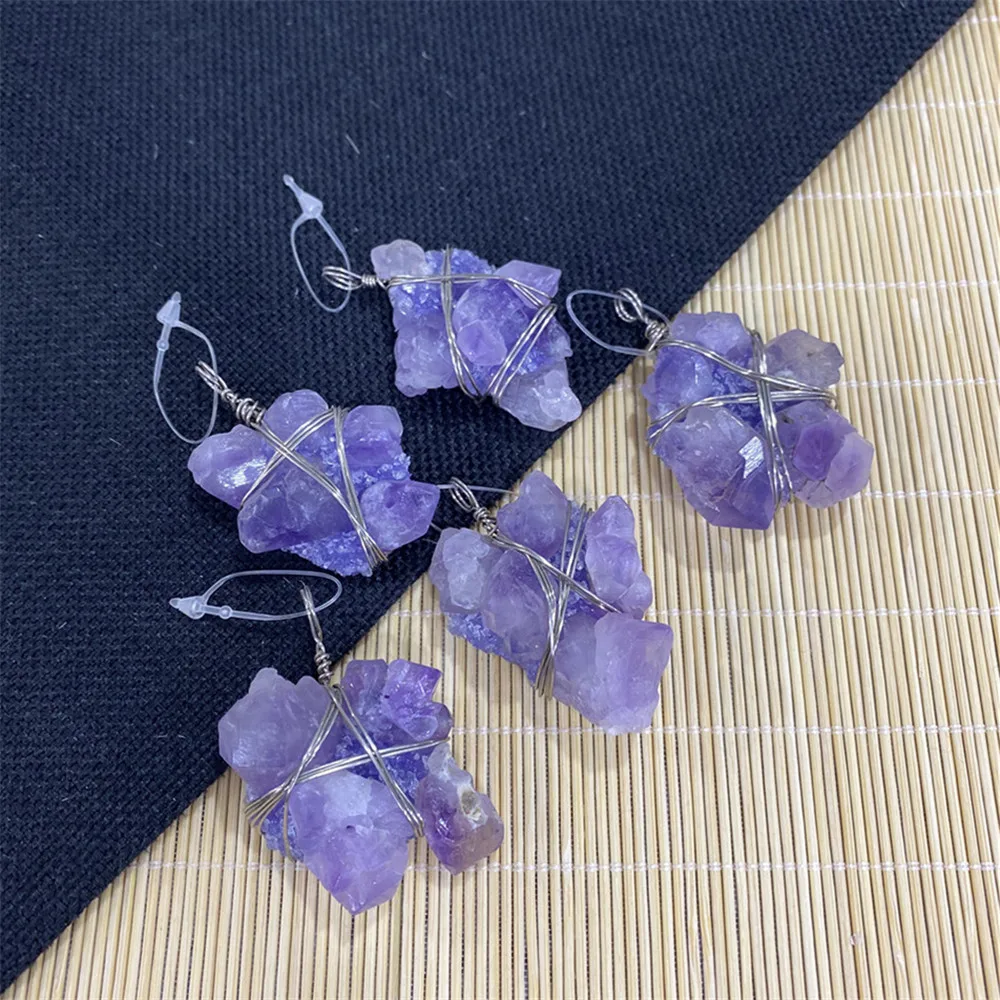 Irregular Shape Amethyst Fashion Pendant Used for DIY Jewelry Making Necklace Bracelet Jewelry Accessories Size 20x45-30x55mm
Irregular Shape Amethyst Fashion Pendant Used for DIY Jewelry Making Necklace Bracelet Jewelry Accessories Size 20x45-30x55mm