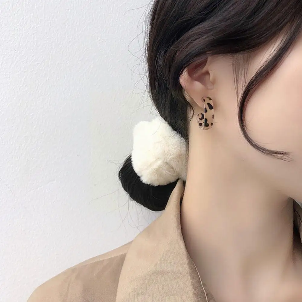 Brown Leopard Geometric Hoop Earrings New Korean Statement Earrings For Women Vintage Trend Fashion Jewelry Gifts T9q8
Brown Leopard Geometric Hoop Earrings New Korean Statement Earrings For Women Vintage Trend Fashion Jewelry Gifts T9q8