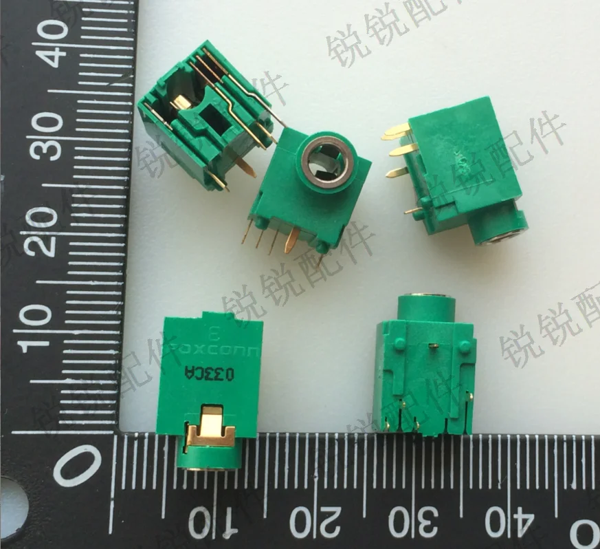 For foxconn laptop 3.5 mm headphone socket green 5P copper ring insert audio interface 
For foxconn laptop 3.5 mm headphone socket green 5P copper ring insert audio interface