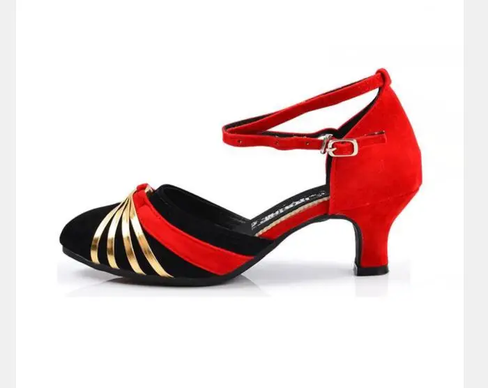 1pair /lot Red Gold Silver Black Latin Dancing Shoes Women Salsa Shoes Party Ballroom Dancing Shoes Low Heels
1pair /lot Red Gold Silver Black Latin Dancing Shoes Women Salsa Shoes Party Ballroom Dancing Shoes Low Heels