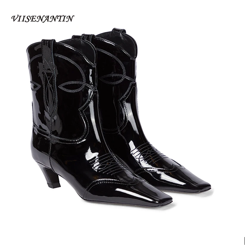 Square Head Cowhide Solid Color Embroidered Mid-tube Boots for Fall/winter 2021 New Matte Printed V-sleeve Mid-heel Martin Boots
Square Head Cowhide Solid Color Embroidered Mid-tube Boots for Fall/winter 2021 New Matte Printed V-sleeve Mid-heel Martin Boots