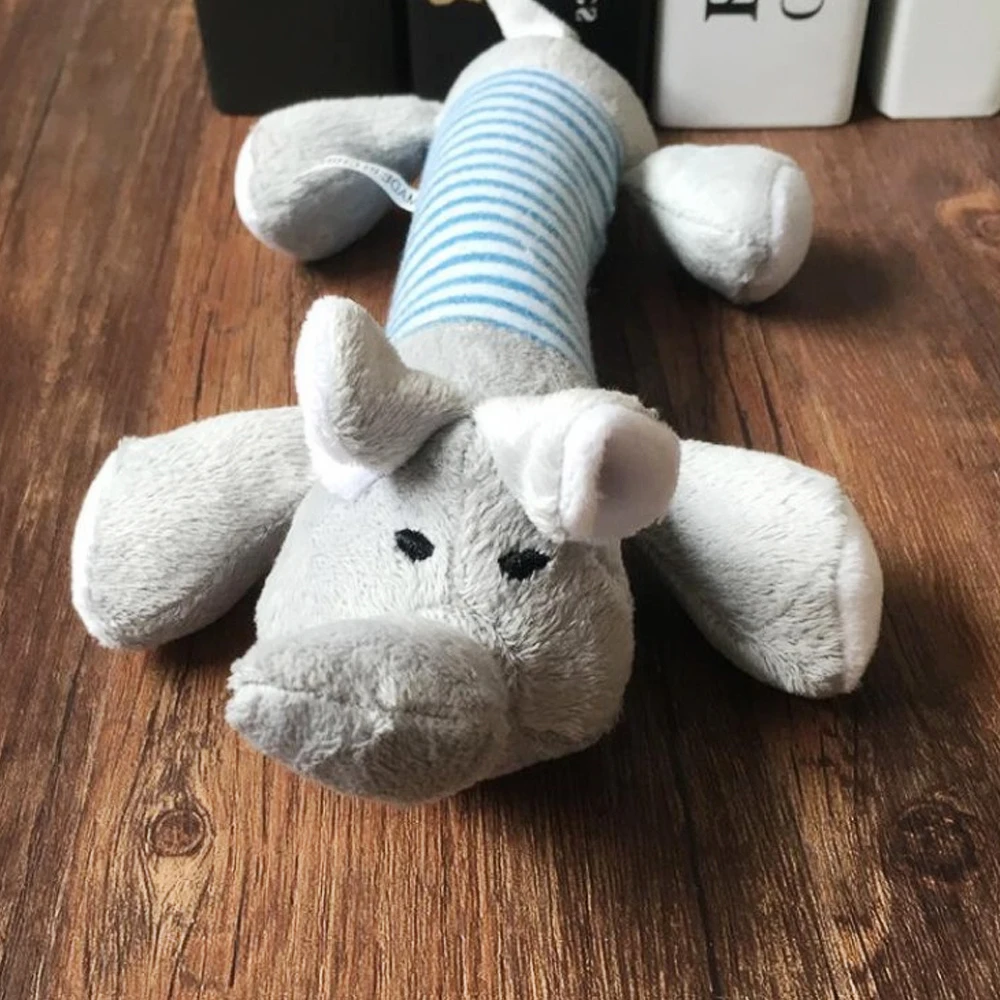 New cute plush toys squeak pet wolf rabbit animal plush toy dog chew squeaky whistling involved squirrel dog toys Hundespielzeug
New cute plush toys squeak pet wolf rabbit animal plush toy dog chew squeaky whistling involved squirrel dog toys Hundespielzeug