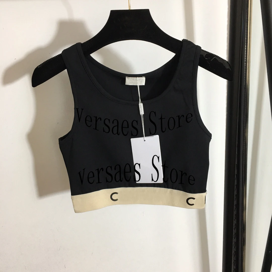 luxury brand letter splicing fashion women's sports suit temperament sexy suspender Vest + high waist slim Leggings Yoga Pants
luxury brand letter splicing fashion women's sports suit temperament sexy suspender Vest + high waist slim Leggings Yoga Pants