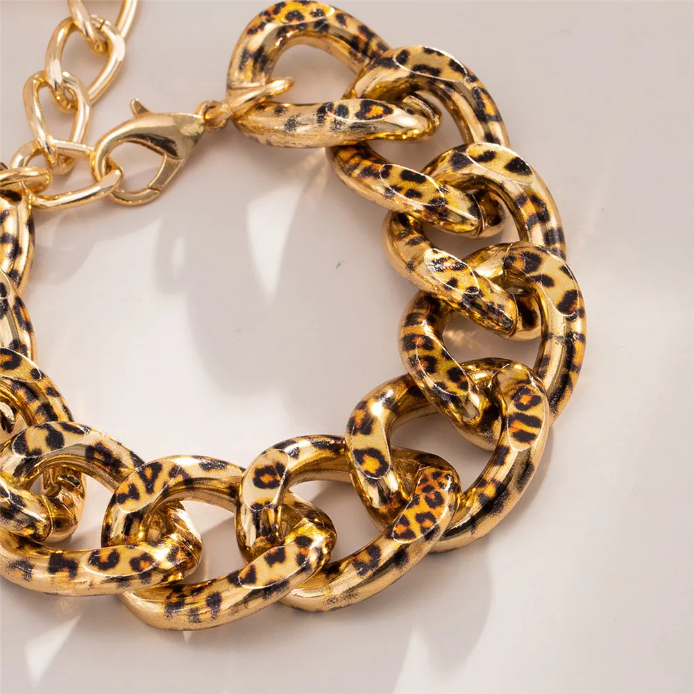 Hip-Hop Leopard Bracelet for Women Thicken Chunky Cuban Link Chain Men Bangles Cool Couple Lovers Wrist Bracelet Charm Jewelry
Hip-Hop Leopard Bracelet for Women Thicken Chunky Cuban Link Chain Men Bangles Cool Couple Lovers Wrist Bracelet Charm Jewelry