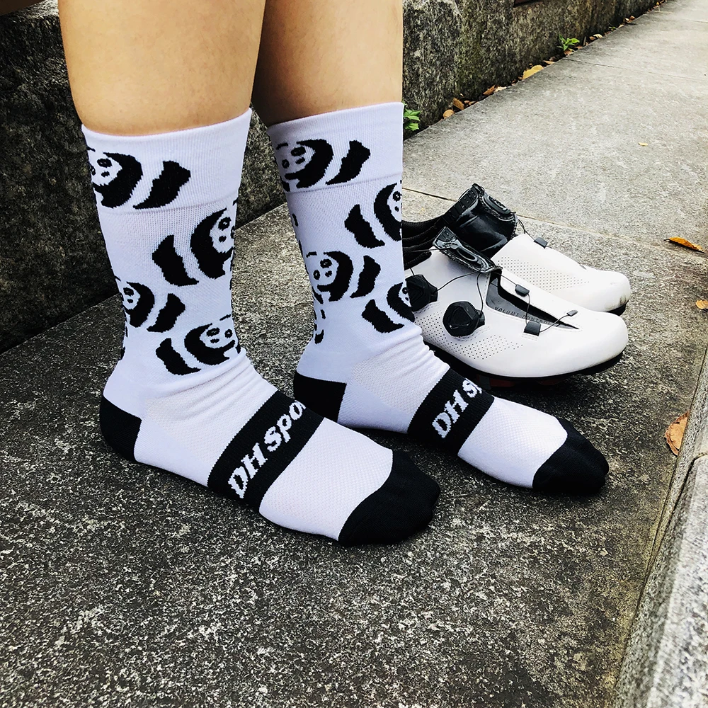 High Quality Personality Cartoon Pattern Professional Cycling Socks Breathable Men Women Outdoor Racing Bicycle Bike Socks
High Quality Personality Cartoon Pattern Professional Cycling Socks Breathable Men Women Outdoor Racing Bicycle Bike Socks