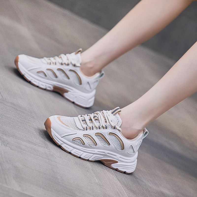 Running Shoes for Woman 2021 Spring Fashion Solid Color Lace-up All-match Women Sneakers Mesh Breathable Heighten Platform Shoes
Running Shoes for Woman 2021 Spring Fashion Solid Color Lace-up All-match Women Sneakers Mesh Breathable Heighten Platform Shoes