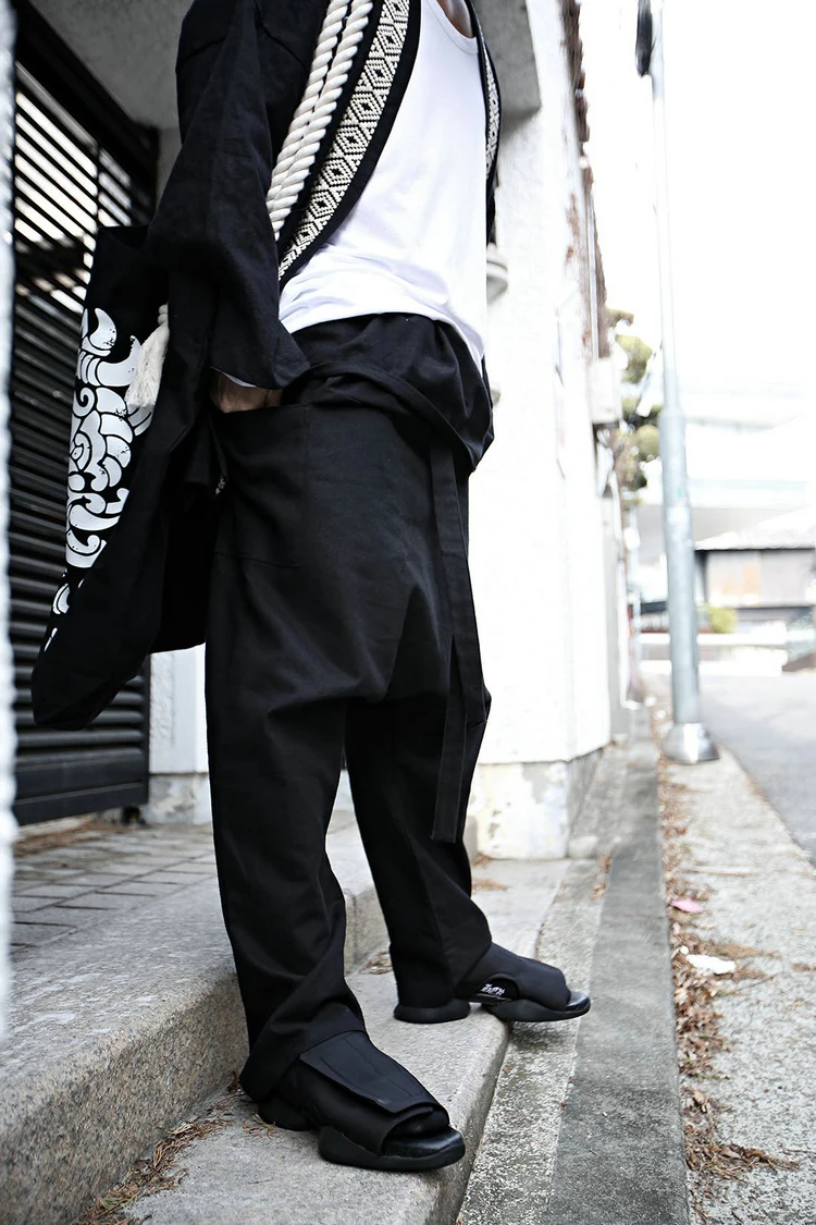 Men's new low crotch loose trend cotton and linen harem pants spring and summer popular plus size trousers 
Men's new low crotch loose trend cotton and linen harem pants spring and summer popular plus size trousers