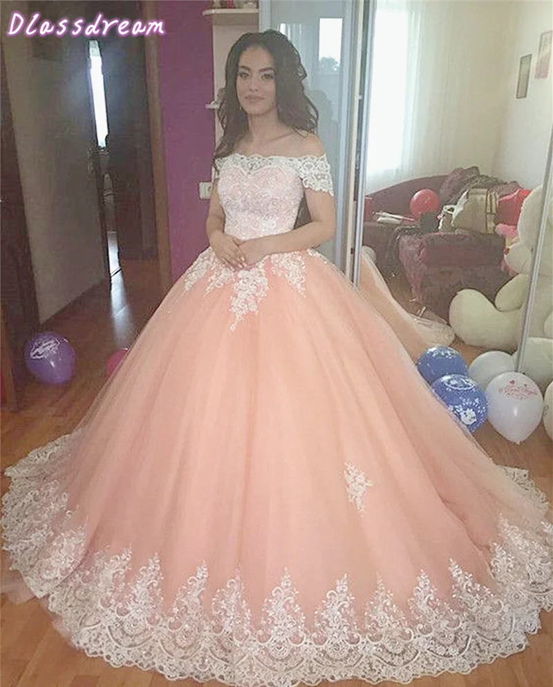 Flush Evening Dress Ball Gown Luxury Appliques Round Off Should Boat Neck Short Sleeves Sweep Train Prom Dresses вечерние платья
Flush Evening Dress Ball Gown Luxury Appliques Round Off Should Boat Neck Short Sleeves Sweep Train Prom Dresses вечерние платья