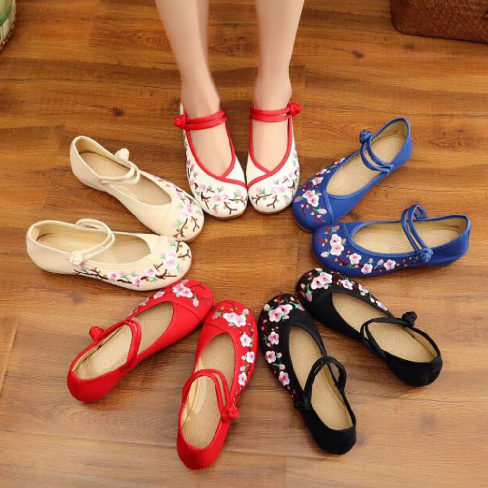2020 Vintage Women's Chinese Embroidery Strap Canvas Loafers Flat Causal Shoes Plus Sizes 35-41 Autumn & Winter Embroidered Slip
2020 Vintage Women's Chinese Embroidery Strap Canvas Loafers Flat Causal Shoes Plus Sizes 35-41 Autumn & Winter Embroidered Slip