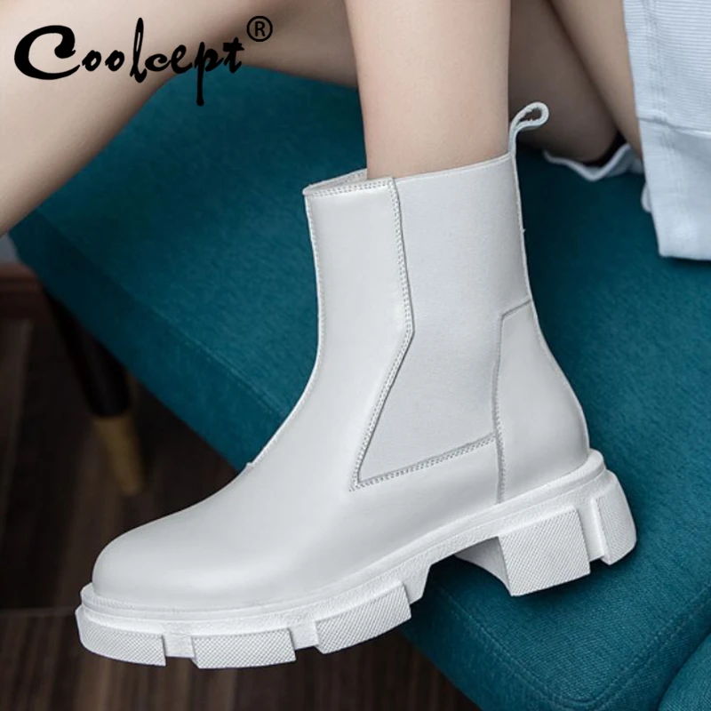 Coolcept Women Ankle Boots Real Leather Patchwork Women Winter Short Boots Fashion Ladies Short Boots Women Footwear Size 33-40
Coolcept Women Ankle Boots Real Leather Patchwork Women Winter Short Boots Fashion Ladies Short Boots Women Footwear Size 33-40