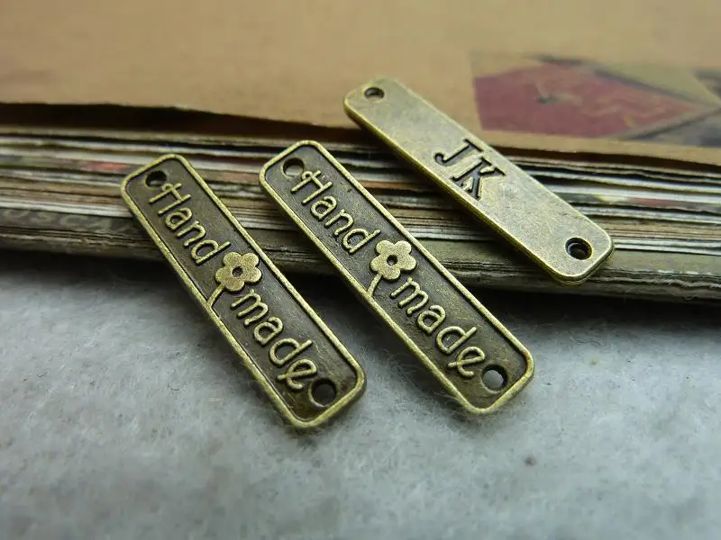 25pcs 5.9 yuan ancient bronze handmade double hole link 6*24mm C7186 DIY jewelry retro matching
25pcs 5.9 yuan ancient bronze handmade double hole link 6*24mm C7186 DIY jewelry retro matching