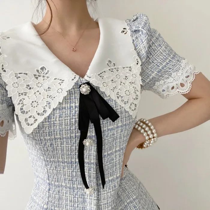 Korean Chic French Minority Spring/Summer Dignified Hollow Large Lapel Coarse Cloth Straight Buttons Loose Swing High Waist
Korean Chic French Minority Spring/Summer Dignified Hollow Large Lapel Coarse Cloth Straight Buttons Loose Swing High Waist