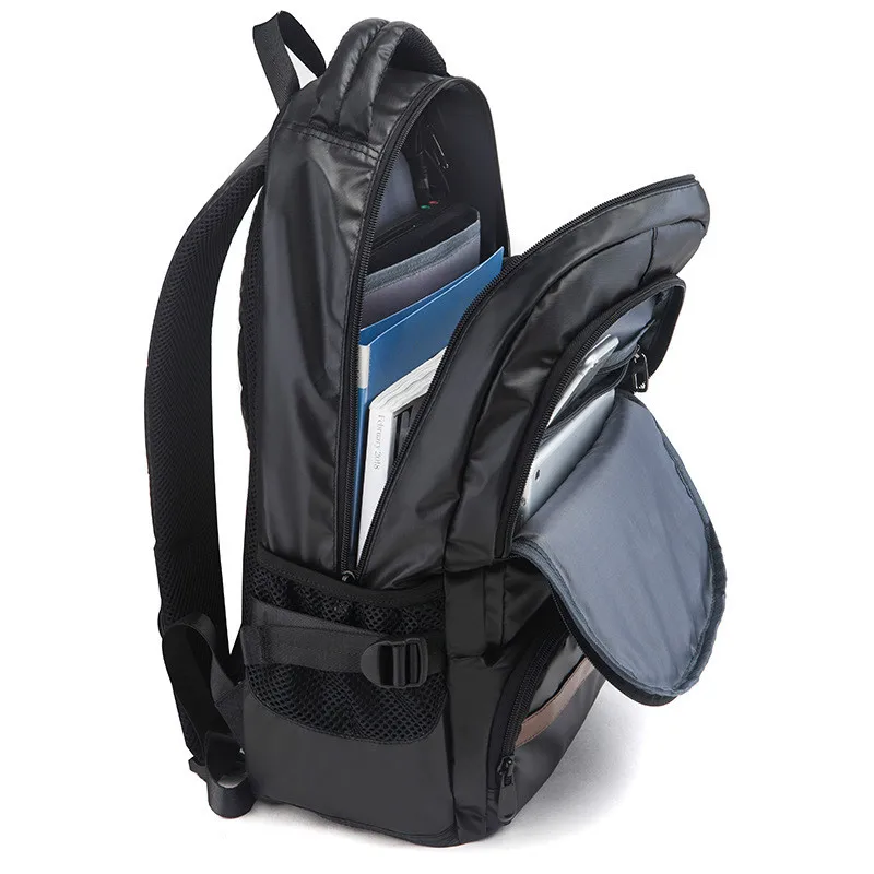 2020 New Men's Backpack Shoulder Student School Bag Male Fashion Trend Oxford Cloth Travel Bag Youth Backpack Designer Bag 
2020 New Men's Backpack Shoulder Student School Bag Male Fashion Trend Oxford Cloth Travel Bag Youth Backpack Designer Bag