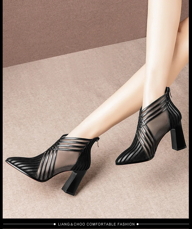 2021 New High Quality Women's Shoes Classic Striped Shoes Open Toe Square Heel High Heels Ladies Sandals Beautiful Hollow
2021 New High Quality Women's Shoes Classic Striped Shoes Open Toe Square Heel High Heels Ladies Sandals Beautiful Hollow