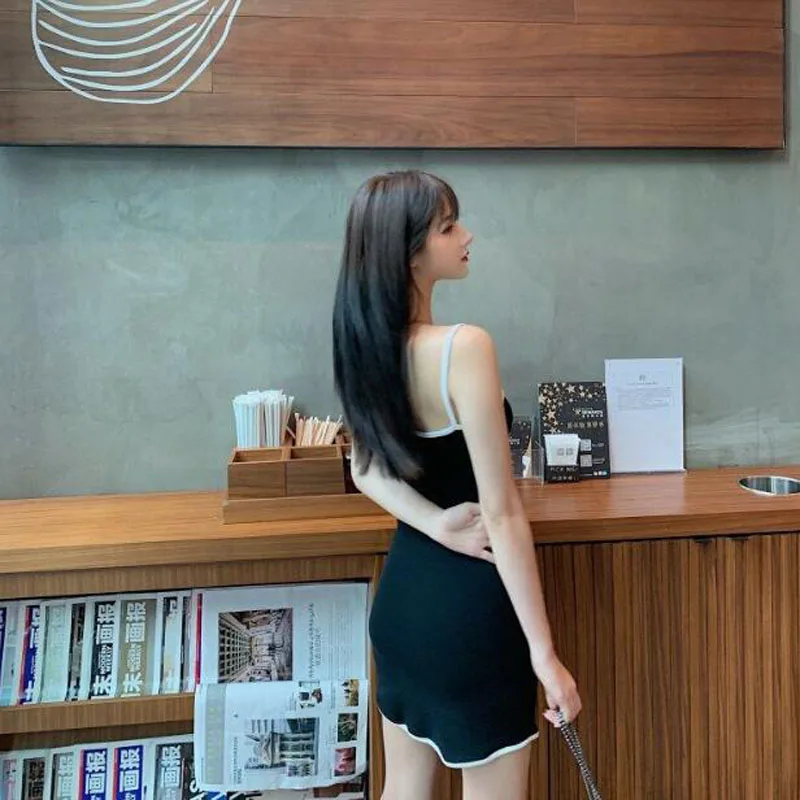 New Style Woman Dress Sexy Solid Color Spaghetti Strap Short Mini Summer Dress Slim Fit Dresses Women
New Style Woman Dress Sexy Solid Color Spaghetti Strap Short Mini Summer Dress Slim Fit Dresses Women