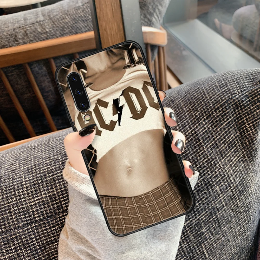 AC DC Band Phone Case Cover For Samsung Galaxy A10 A11 A20 E A21 A30 A40 A41 A50 A51 A70 A71 A81 S black Coque Soft Funda Trend
AC DC Band Phone Case Cover For Samsung Galaxy A10 A11 A20 E A21 A30 A40 A41 A50 A51 A70 A71 A81 S black Coque Soft Funda Trend