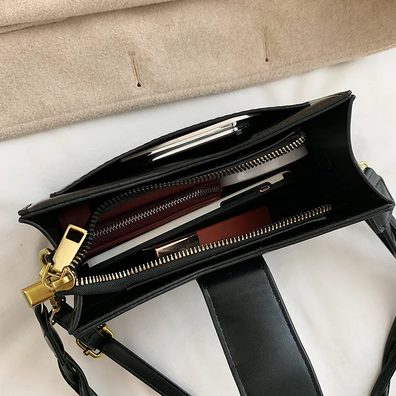 Vintage Small Shoulder Women's Bag Simple Pure Color Crossbody Messenger Ladies Bags Retro Luxury Leather Hobo Female Hand Bag
Vintage Small Shoulder Women's Bag Simple Pure Color Crossbody Messenger Ladies Bags Retro Luxury Leather Hobo Female Hand Bag