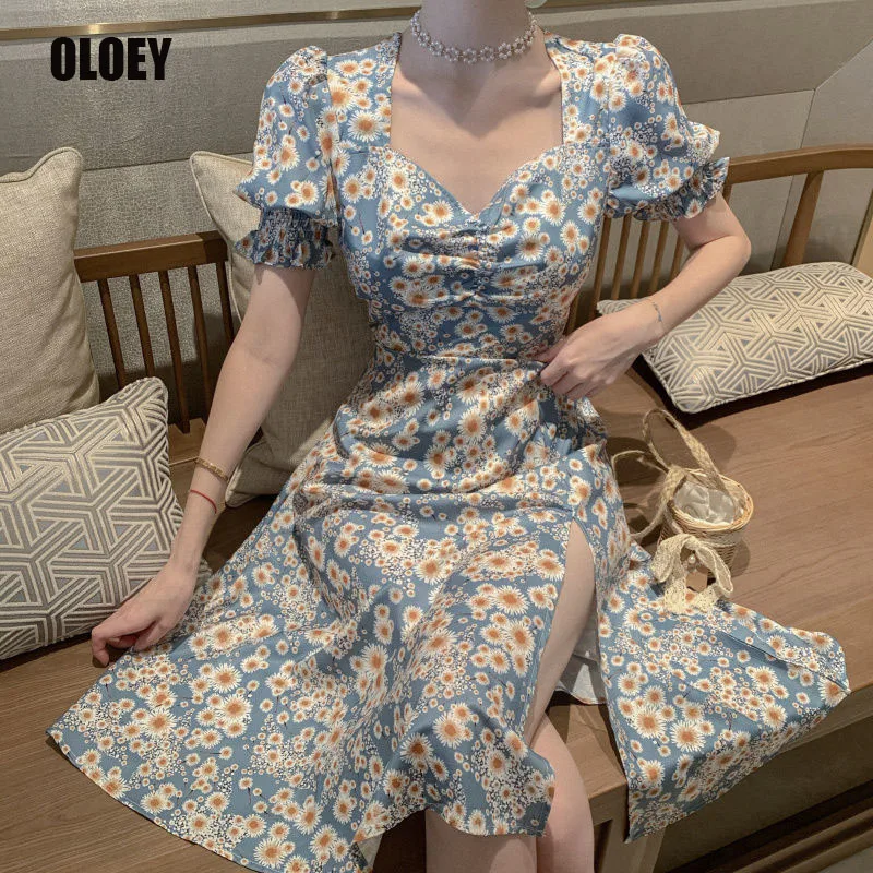 2021 Summer Floral Dress Oversize Korean Print Dress Women French Style Puff Sleeve Chiffon Split Dress Women Clothes Sexy Dress
2021 Summer Floral Dress Oversize Korean Print Dress Women French Style Puff Sleeve Chiffon Split Dress Women Clothes Sexy Dress
