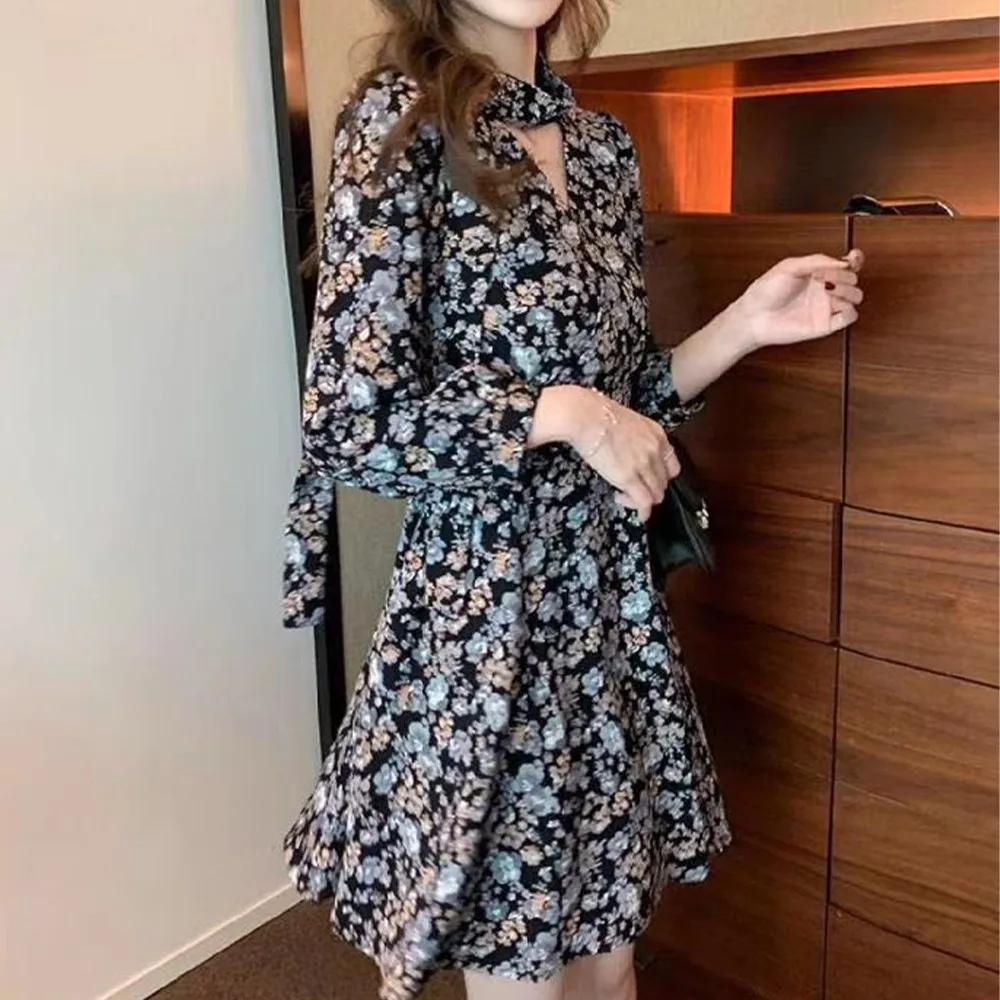 Women Floral Printed Tea Dress Casual Elegant Lady Halter Long Sleeve High Waist Lace Chiffon Mini Dress
Women Floral Printed Tea Dress Casual Elegant Lady Halter Long Sleeve High Waist Lace Chiffon Mini Dress