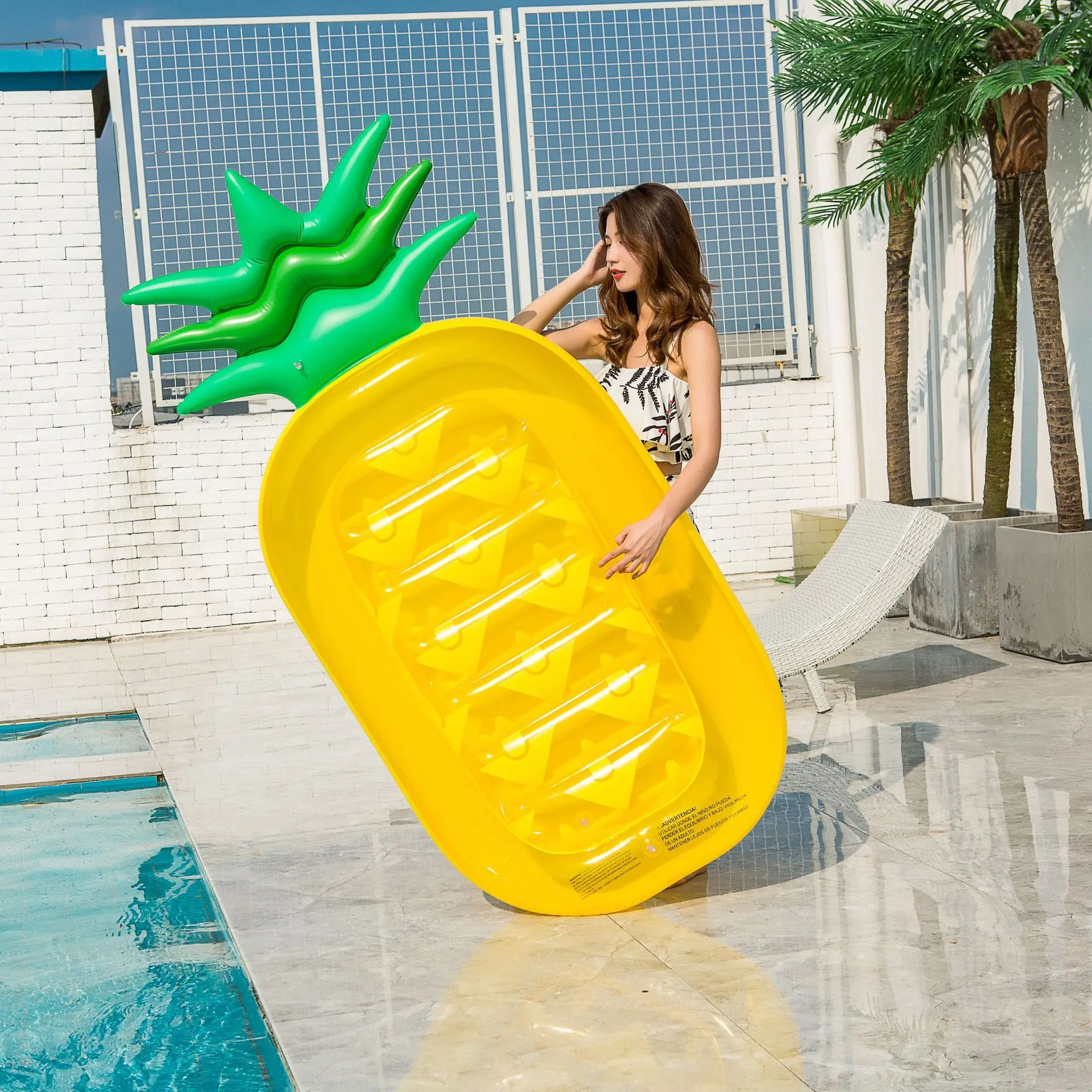 

Hot Salling Inflatable Pineapple Floating Row Island Personality Fruit Water Pad Pool Floats Ring Swimming Toys For Family Adult