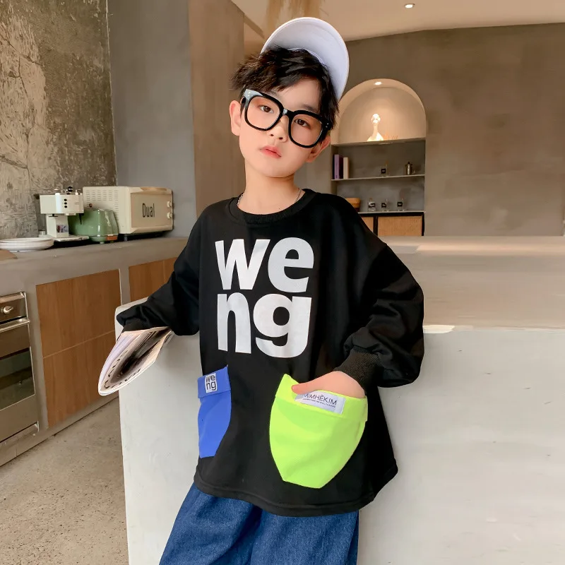 Fashion Boy Letter Top Spring And Autumn Loose Round Neck Pullover Children's Trend Contrasting Color Pocket Teen Long Sleeve
Fashion Boy Letter Top Spring And Autumn Loose Round Neck Pullover Children's Trend Contrasting Color Pocket Teen Long Sleeve