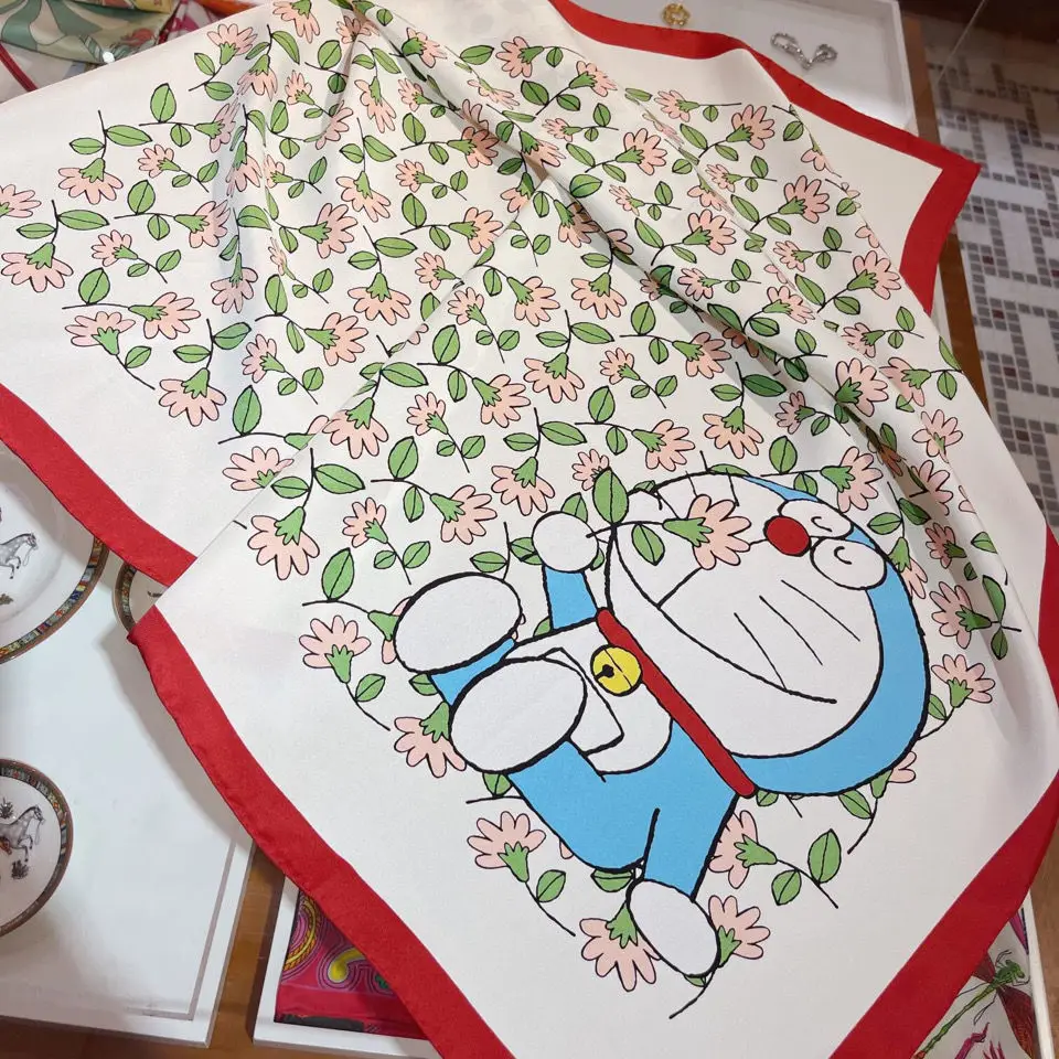Шелковый шарф с рисунком голубого кота DORAEMON, 90 см, квадратный шарф, необычное украшение, шелковый шарф
Шелковый шарф с рисунком голубого кота DORAEMON, 90 см, квадратный шарф, необычное украшение, шелковый шарф