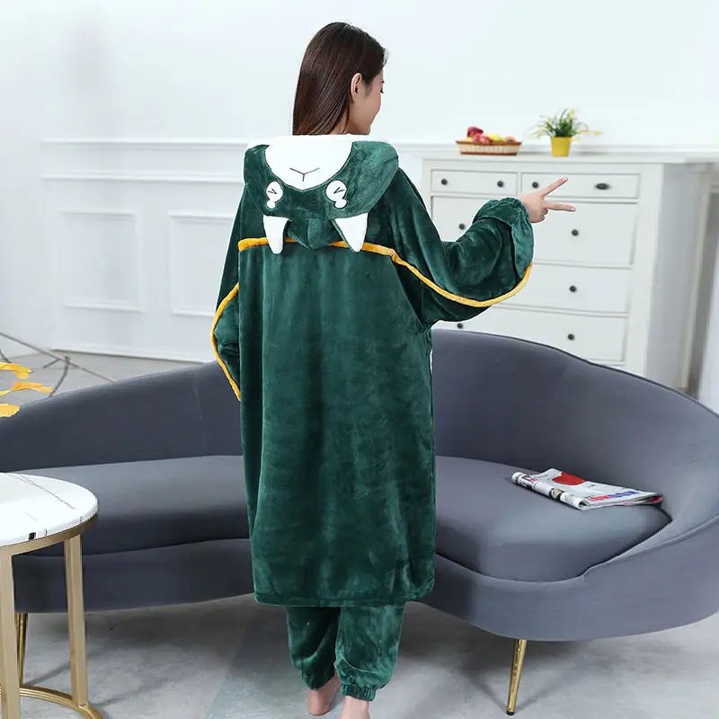 Home Wear Winter Pajamas Women's Autumn and Winter Thickened Coral Velvet Robe Long Two-piece Suit Can Be Worn Outside Pijamas
Home Wear Winter Pajamas Women's Autumn and Winter Thickened Coral Velvet Robe Long Two-piece Suit Can Be Worn Outside Pijamas