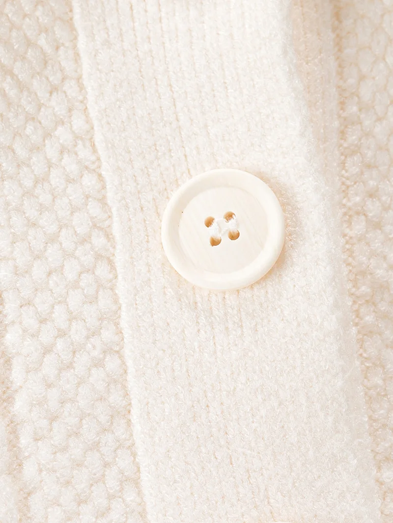 A15 Women Knitted Cardigans Sweater Fashion Autumn Long Sleeve Loose Coat Casual Button Turn-Down Neck Solid Female Tops 2021
A15 Women Knitted Cardigans Sweater Fashion Autumn Long Sleeve Loose Coat Casual Button Turn-Down Neck Solid Female Tops 2021