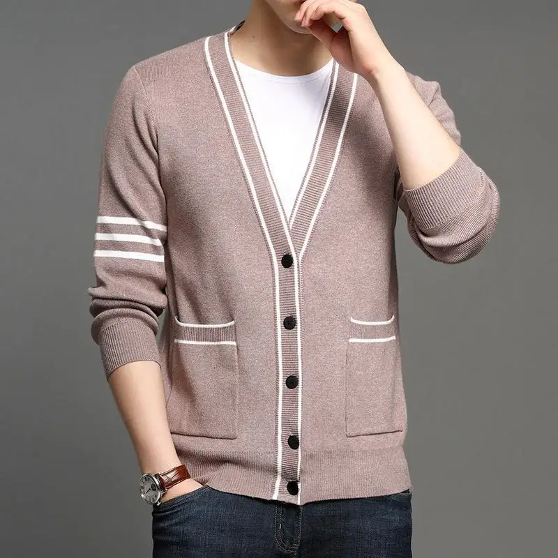 9626 Luxury Men Knitted Cardigan Thin Casual Youth Business Style Fashion Urban Daily Outwear Color Contrast Long Sleeve Sweater
9626 Luxury Men Knitted Cardigan Thin Casual Youth Business Style Fashion Urban Daily Outwear Color Contrast Long Sleeve Sweater