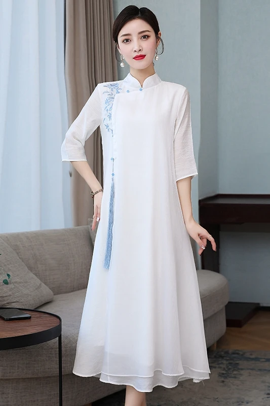 COIGARSAM Chinese Style Embroidery Women dress New Spring Cheongsam Vintage Dresses White Yellow 8895
COIGARSAM Chinese Style Embroidery Women dress New Spring Cheongsam Vintage Dresses White Yellow 8895