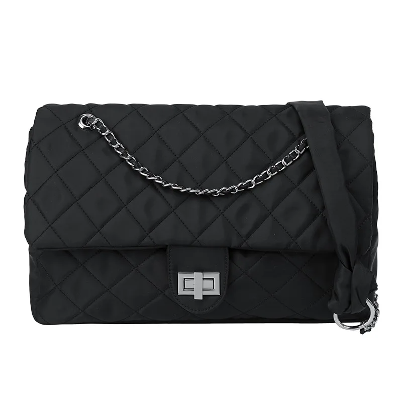 Fashion Lingge women's bag 2021 new leisure chain women's bag large capacity Oxford cloth cross shoulder bag women's handbag
Fashion Lingge women's bag 2021 new leisure chain women's bag large capacity Oxford cloth cross shoulder bag women's handbag