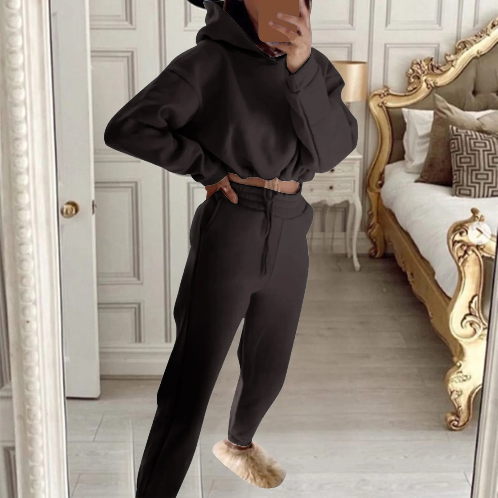2021 Autumn Winter Women 2 Two Piece Set Long Sleeve Crop Tops Hoodies Jogging Pants Set Sport Fitness Tracksuit Sweatpants
2021 Autumn Winter Women 2 Two Piece Set Long Sleeve Crop Tops Hoodies Jogging Pants Set Sport Fitness Tracksuit Sweatpants