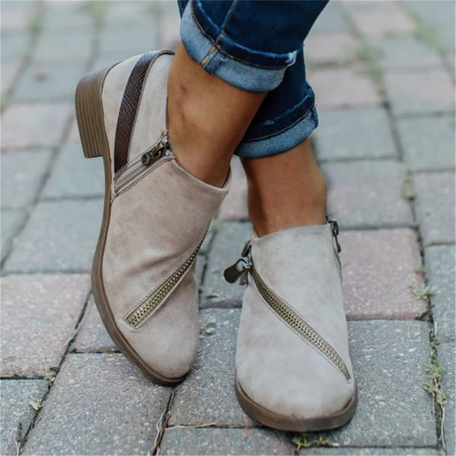 Large Size Zipper Belt Nude Boots Low-heel Breathable Leather Ankle Boots female women shoes зимние ботинки женские
Large Size Zipper Belt Nude Boots Low-heel Breathable Leather Ankle Boots female women shoes зимние ботинки женские