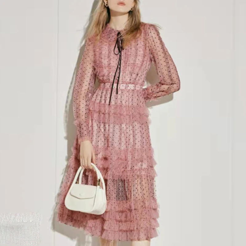 Fashion Designer 2022 Spring Dress Women Dot Pink Printed Long Sleeve Ruffless Elegant Ladies Midi Dresses
Fashion Designer 2022 Spring Dress Women Dot Pink Printed Long Sleeve Ruffless Elegant Ladies Midi Dresses