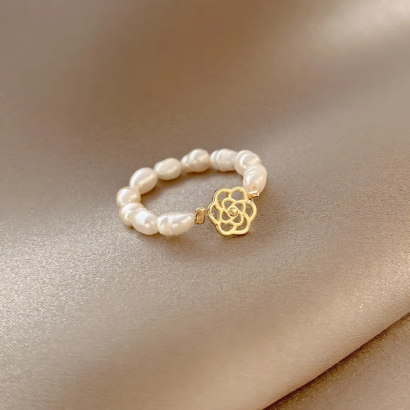2021 new camellia pearl ring female fashion personality niche design elastic ins tide ring
2021 new camellia pearl ring female fashion personality niche design elastic ins tide ring