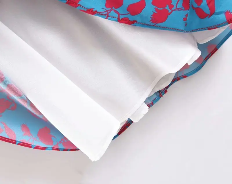 Elegant french vintage floral print chiffon dress woman v neck A line high waist short sleeve lining holiday summer mini dress 
Elegant french vintage floral print chiffon dress woman v neck A line high waist short sleeve lining holiday summer mini dress