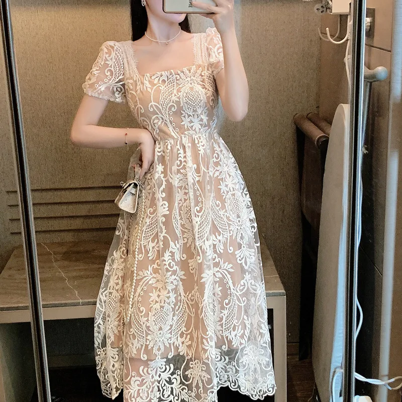 JSXDHK New 2022 Spring White Lace Dress Elegant Women Square Collar Flower Embroider Short Sleeve High Waist Party Long Vestidos
JSXDHK New 2022 Spring White Lace Dress Elegant Women Square Collar Flower Embroider Short Sleeve High Waist Party Long Vestidos