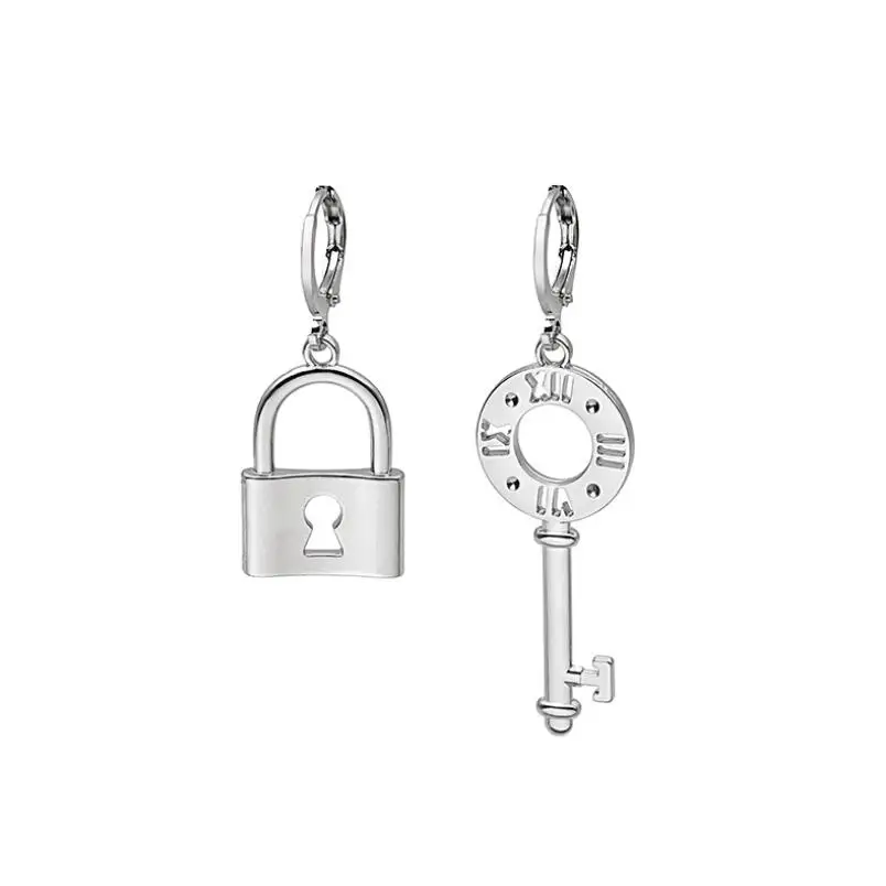 2021 New Fashion Lock Key Pendant Drop Earrings Female Vintage Silver Metal Padlock Hanging Earrings for Women Party Jewelry
2021 New Fashion Lock Key Pendant Drop Earrings Female Vintage Silver Metal Padlock Hanging Earrings for Women Party Jewelry