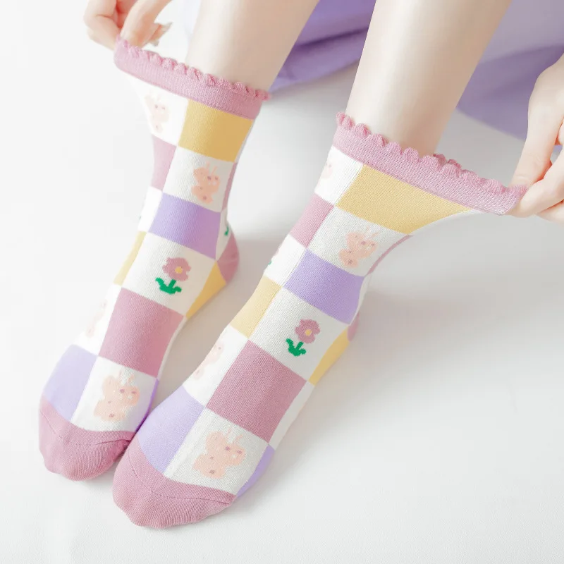 Japanese Harajuku Retro Flower Grid Woman Socks Cotton Kawaii Purle Funny Socks Women for Spring Autumn Winter 7701
Japanese Harajuku Retro Flower Grid Woman Socks Cotton Kawaii Purle Funny Socks Women for Spring Autumn Winter 7701