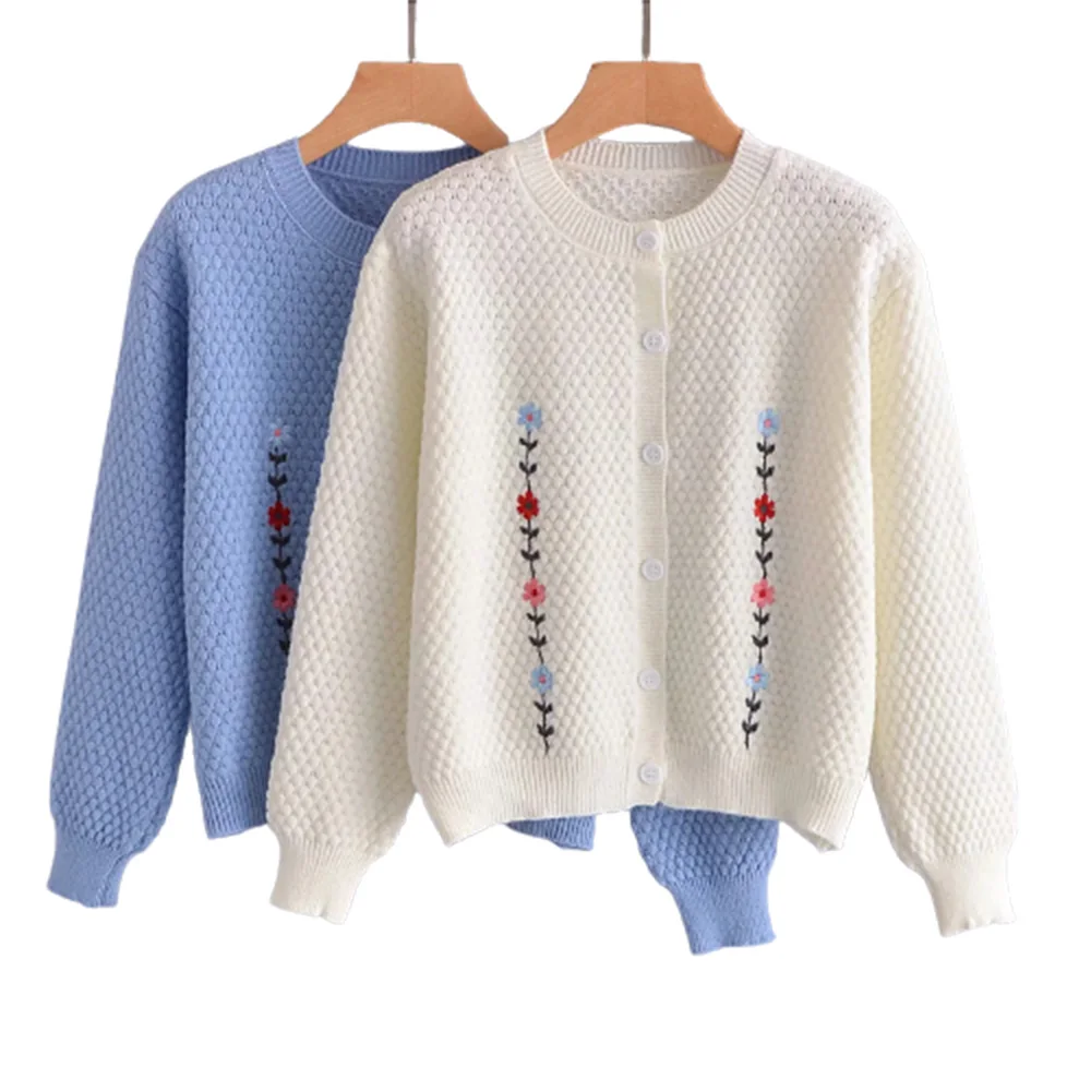 BBWM 2021 New Summer Women Vintage Solid Sweater Girl Sweet Cute Knitted Cardigan Female Fashion Flowers Embroidery Slim Tops
BBWM 2021 New Summer Women Vintage Solid Sweater Girl Sweet Cute Knitted Cardigan Female Fashion Flowers Embroidery Slim Tops