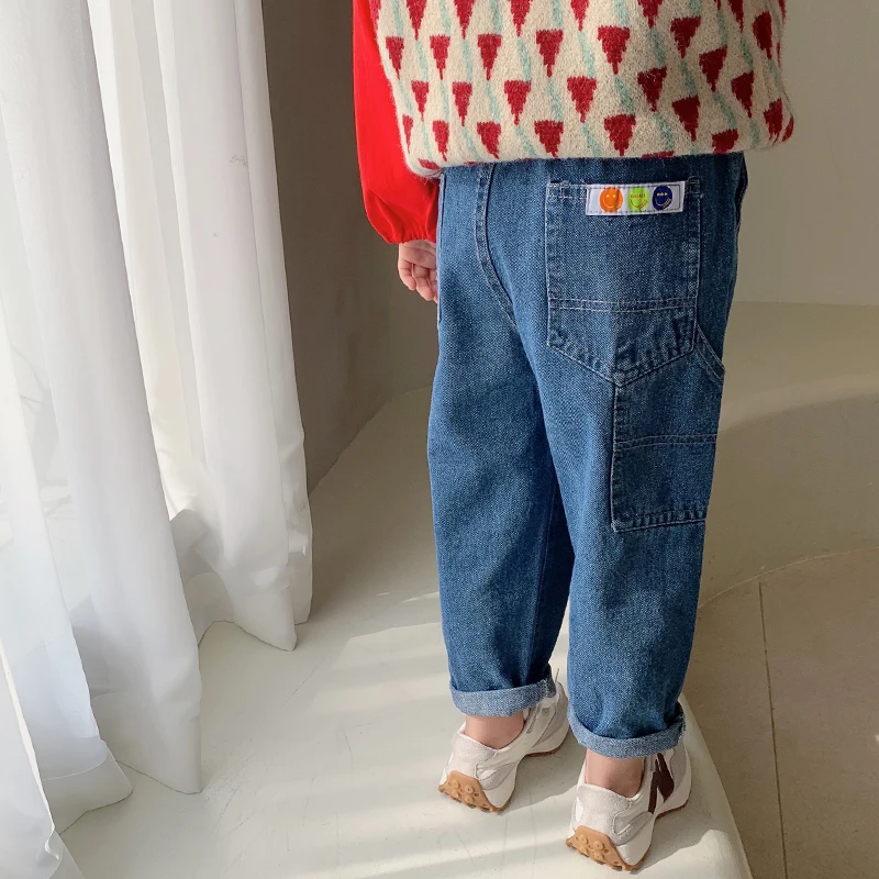 MILA CHOU 2021 New Autumn Children Fashion Jeans All-match Casual Denim Pants Boys Girls Smiley Jeans Korean Style Harem Pants
MILA CHOU 2021 New Autumn Children Fashion Jeans All-match Casual Denim Pants Boys Girls Smiley Jeans Korean Style Harem Pants