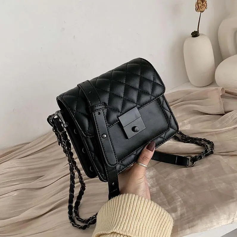 Crossbody bag 2020 fashion plaid square bag sac a main femme noir lock sacola feminina luxury chain petit sac femme bandouli re
Crossbody bag 2020 fashion plaid square bag sac a main femme noir lock sacola feminina luxury chain petit sac femme bandouli re