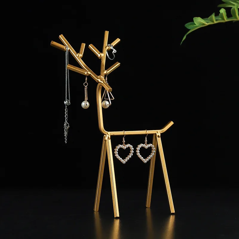 Креативная Металлическая Витрина для украшений с изображением золотого оленя, держатель для украшений, органайзер для сережек, украшение д... 
Креативная Металлическая Витрина для украшений с изображением золотого оленя, держатель для украшений, органайзер для сережек, украшение д...