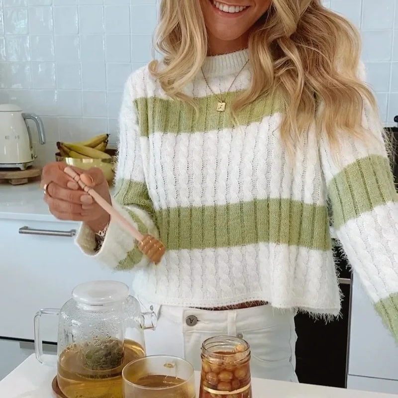 2021 autumn and winter new wave pattern round neck temperament sweater striped casual all-match sweater sweater women
2021 autumn and winter new wave pattern round neck temperament sweater striped casual all-match sweater sweater women