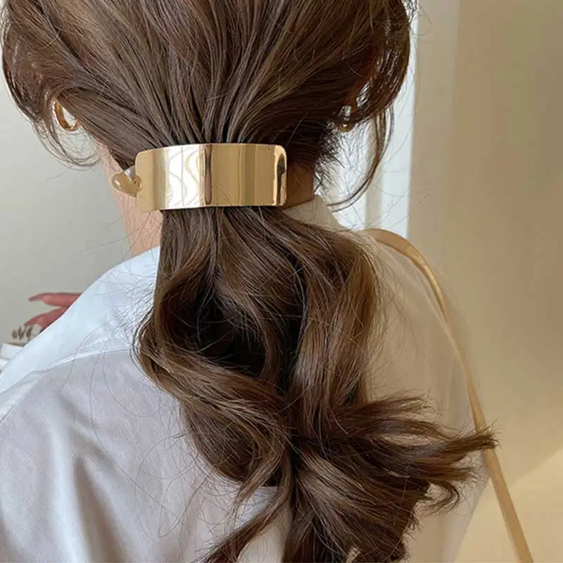 XiaoboACC Curved Metal Hairpin Female Korean Fashion Temperament Ponytail Clip 2021 Trendy Hairware
XiaoboACC Curved Metal Hairpin Female Korean Fashion Temperament Ponytail Clip 2021 Trendy Hairware