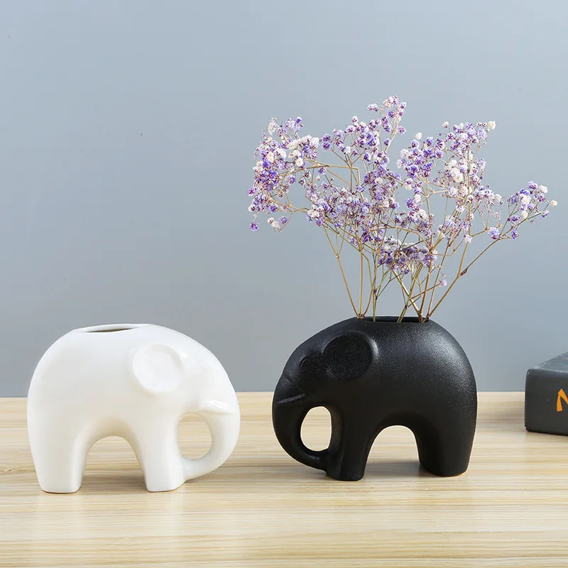 New Creative Ceramic Flower Holder Elephant Decorations Ceramic Whiteware Fleshy Flower Pot Crafts Vase Nordic Ornaments
New Creative Ceramic Flower Holder Elephant Decorations Ceramic Whiteware Fleshy Flower Pot Crafts Vase Nordic Ornaments