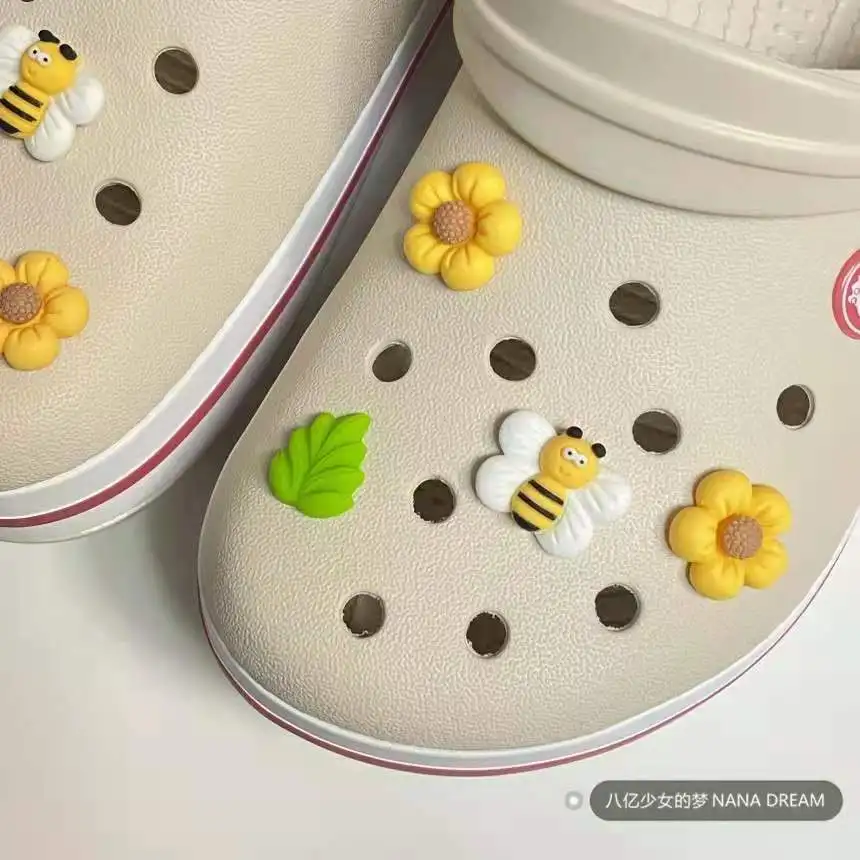 Croc шармы, милые утонченные пчелы, Croc шармы, дизайнерские винтажные пучки, милые цветы, аксессуары в виде бабочек готовые продукты
Croc шармы, милые утонченные пчелы, Croc шармы, дизайнерские винтажные пучки, милые цветы, аксессуары в виде бабочек готовые продукты