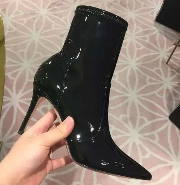 BONJEAN White Pointed Toe Short Boots for Woman Sexy Patent Leather Thin Heels Stretch Fabric Ankle Boots Runway Riding Boots
BONJEAN White Pointed Toe Short Boots for Woman Sexy Patent Leather Thin Heels Stretch Fabric Ankle Boots Runway Riding Boots