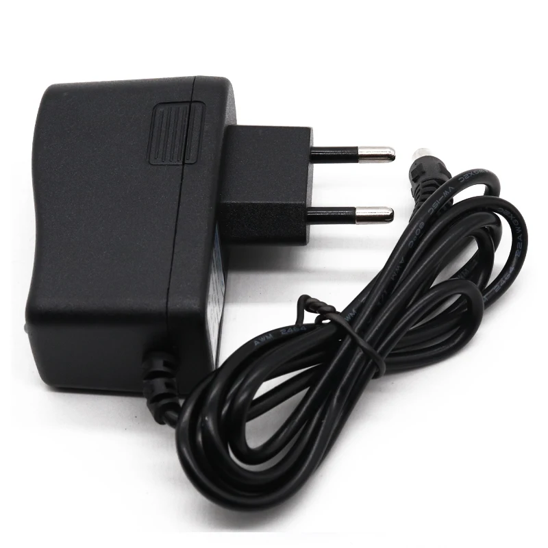 2020 NEW DC 12 V 4000 mAh Li-lon DC12V Super Rechargeable Battery + AC Charger + explosion-proof switch US/EU Plug
2020 NEW DC 12 V 4000 mAh Li-lon DC12V Super Rechargeable Battery + AC Charger + explosion-proof switch US/EU Plug