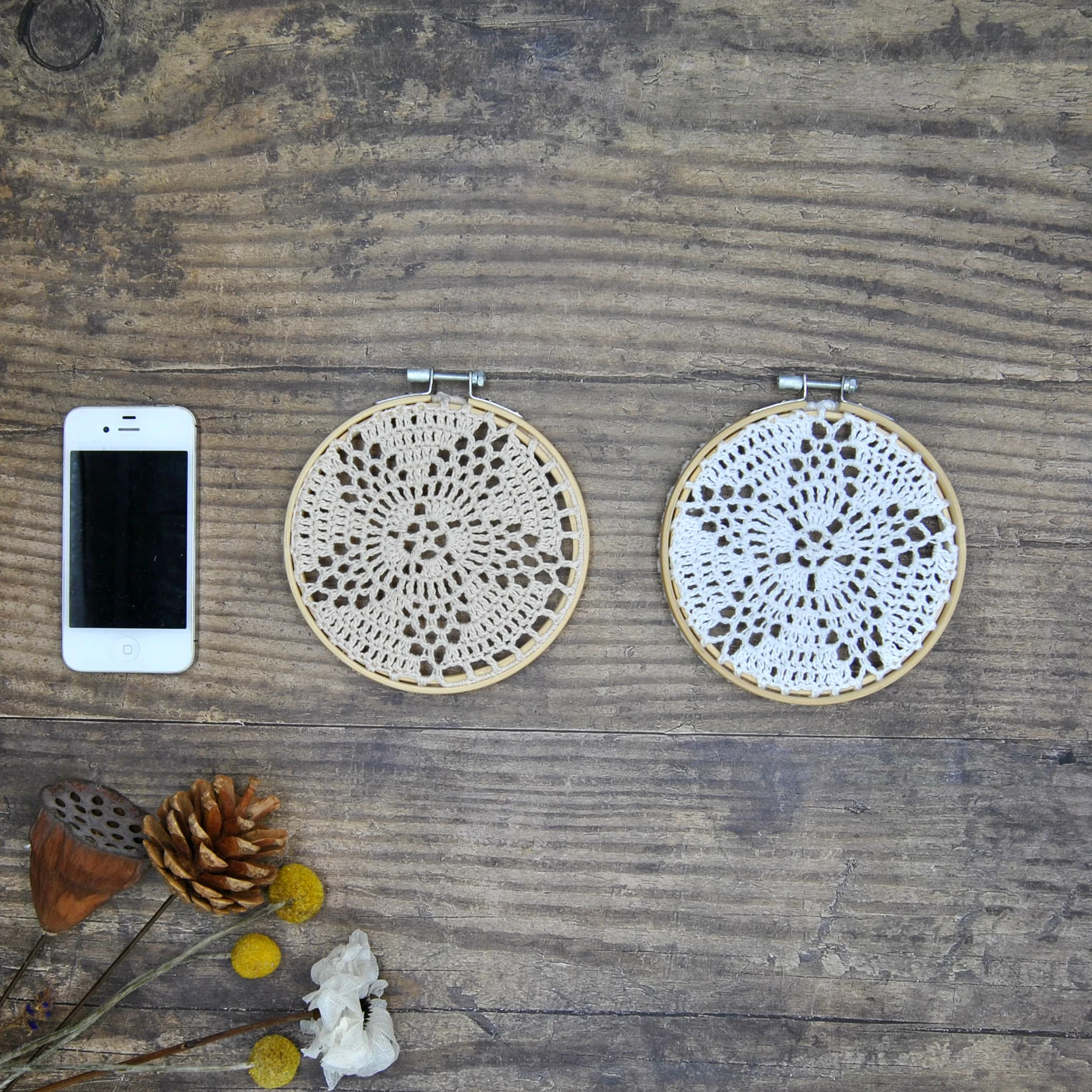 Nordic handmade macrame dreamcatcher Woven knitted wall hanging tapsey Room decoration Farmhouse decor No.B007 diameter 13cm
Nordic handmade macrame dreamcatcher Woven knitted wall hanging tapsey Room decoration Farmhouse decor No.B007 diameter 13cm